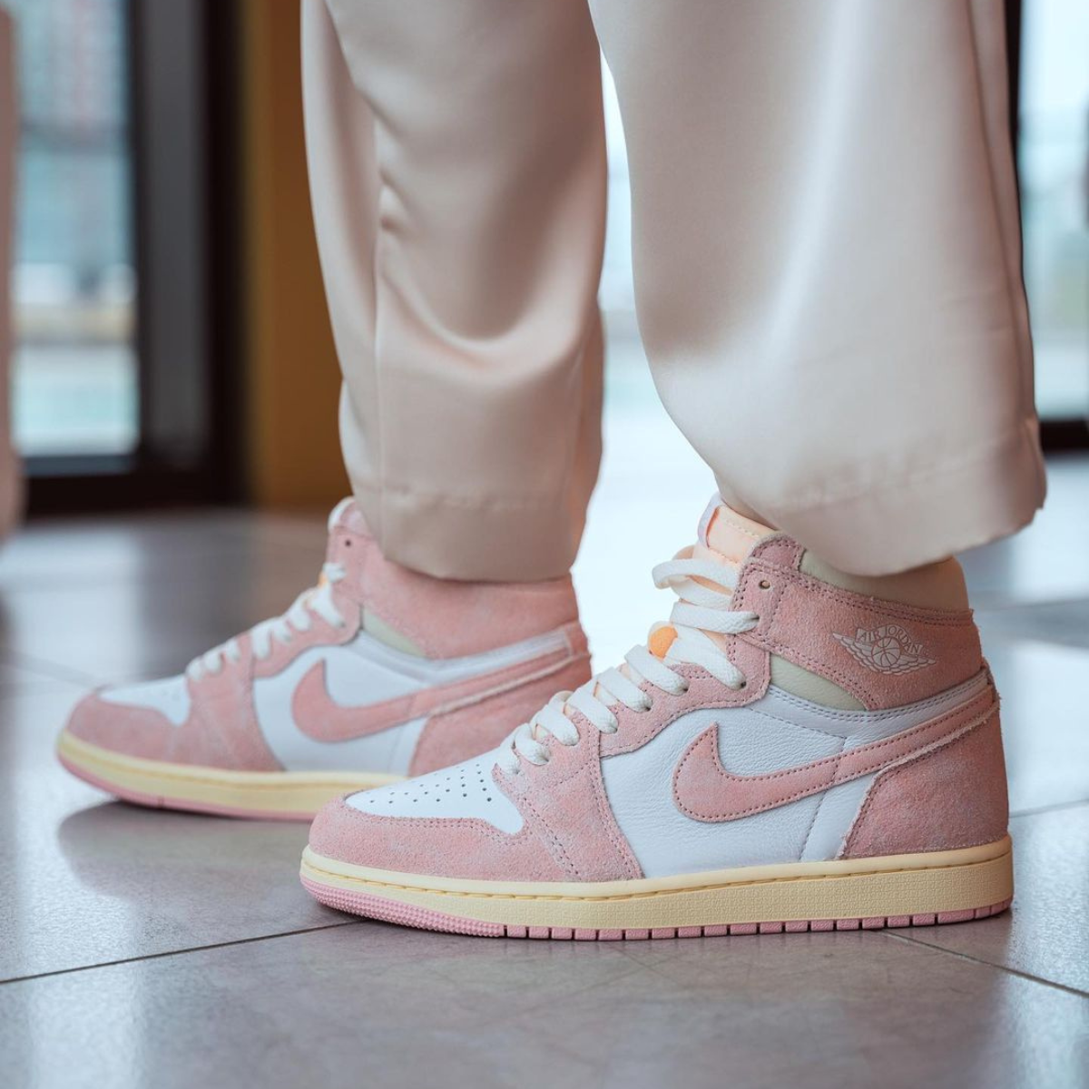 Air Jordan 1 High Washed Pink